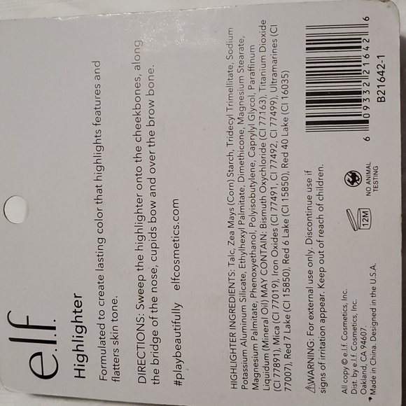 E.L.F. Facial Highlighter "Glow" Compact-0.18 oz / 5.0 g. - Picture 2 of 7